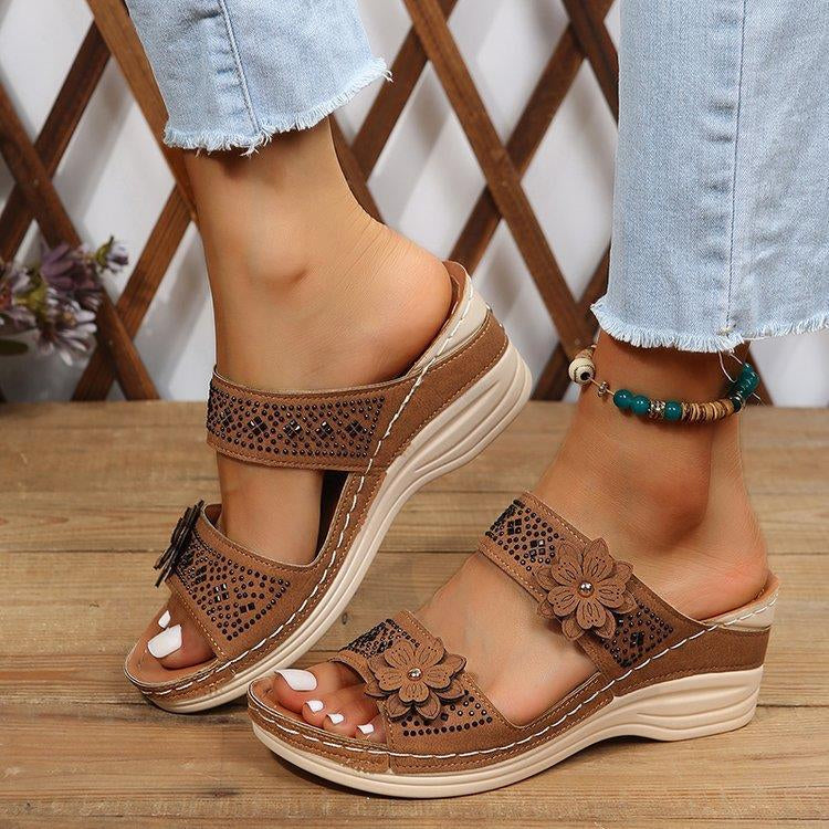 Summer Fashion Retro Outdoor Casual High-Heeled Sandals